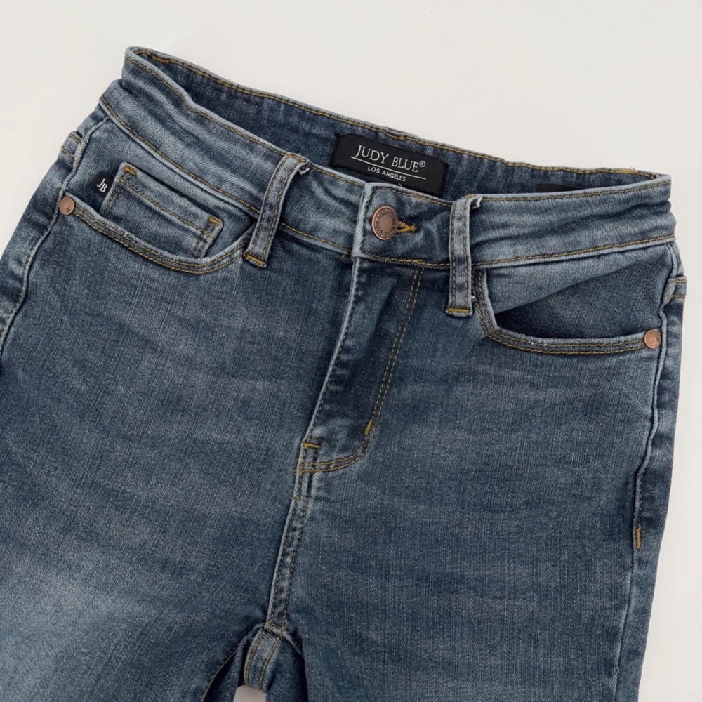 Judy Blue Skinny Fit Jeans Distressed Frayed Hem Mid Wash Women's‎ Size 1/25